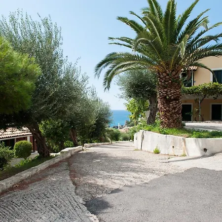 Blue View Corfu Apartment *